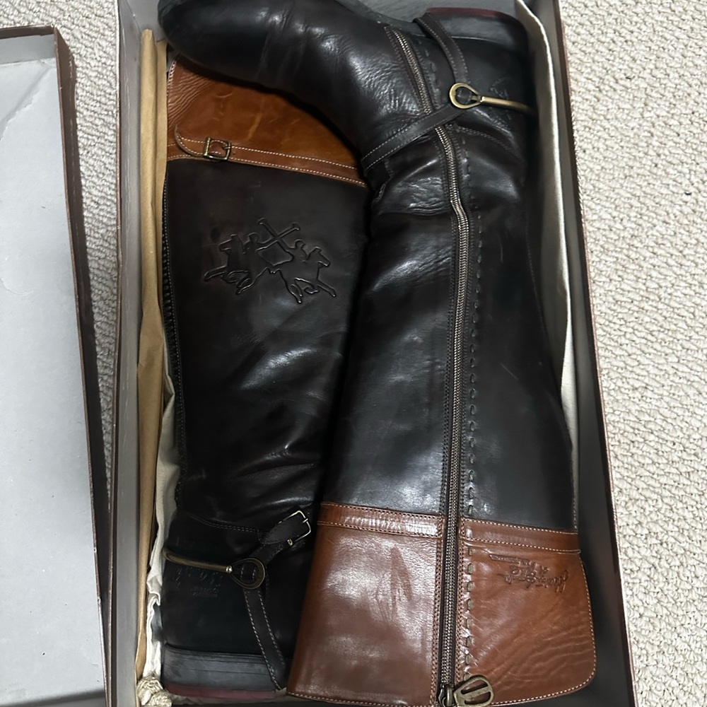 LA MARTINA BOOTS
Women's two-tone leather boot
Made of fine cowhide leather